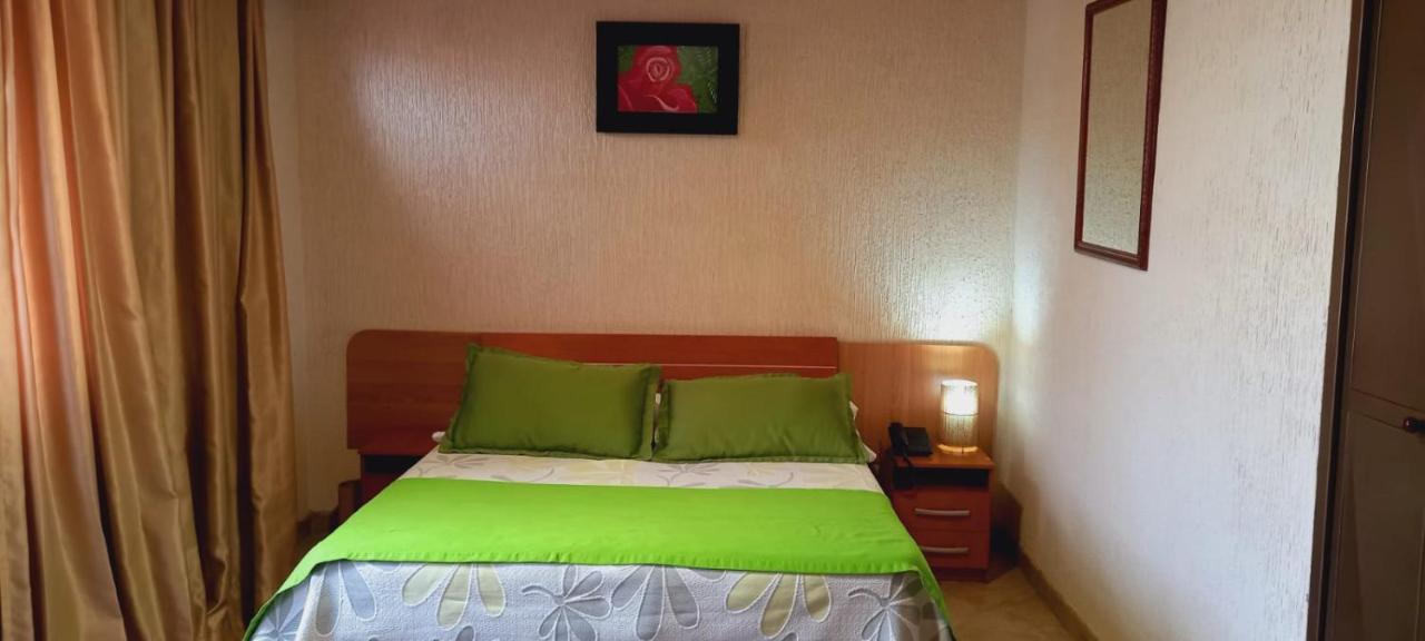 Hoteles Bogota Inn Colonial Екстер'єр фото