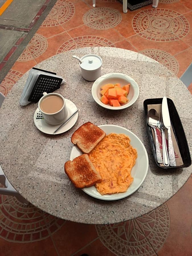 Hoteles Bogota Inn Colonial Екстер'єр фото